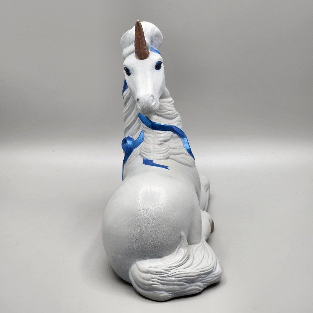 Hand Painted Ceramic Unicorn Blue Mythical Fairytale Fantasy 7.5x9 Chalked - Picture 4 of 6